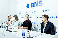 093a0601.jpg